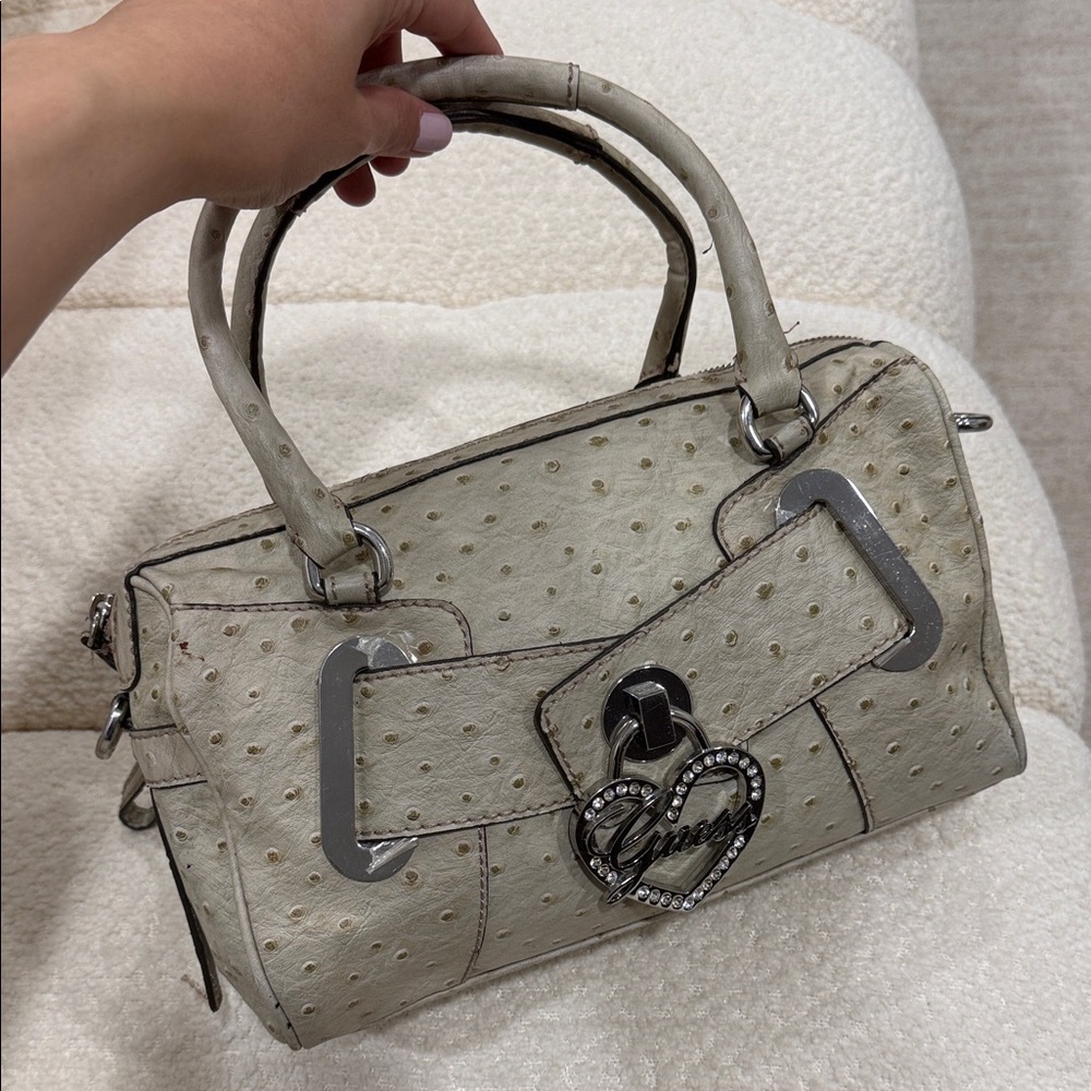 Guess Cream Handbag with Heart Charm New w/o tags